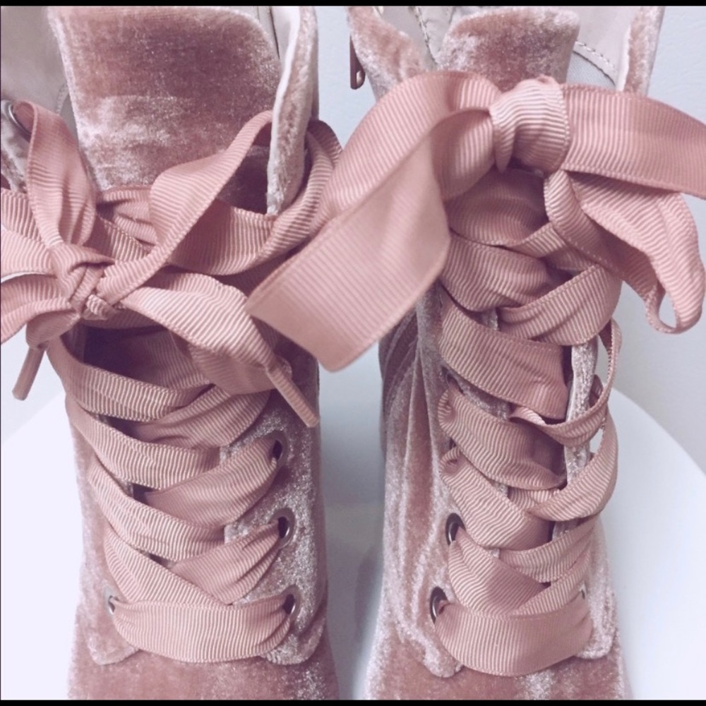 “Corrine” Booties - Picture 6 of 7